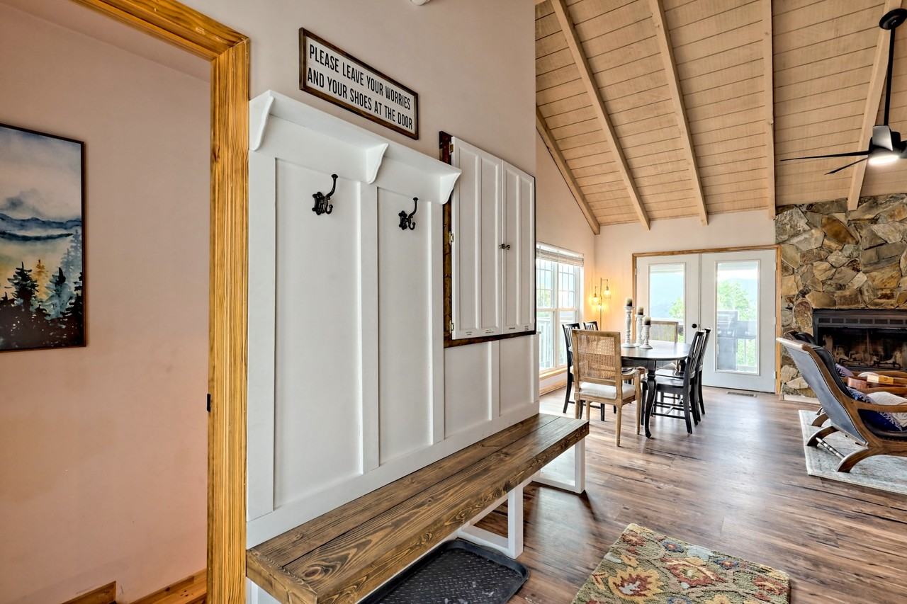 233 Orchid Trl #NA - Photo 4 of 48