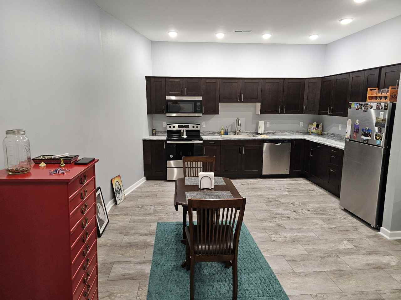 2117 1/2 Main St #2 - Photo 5 of 13