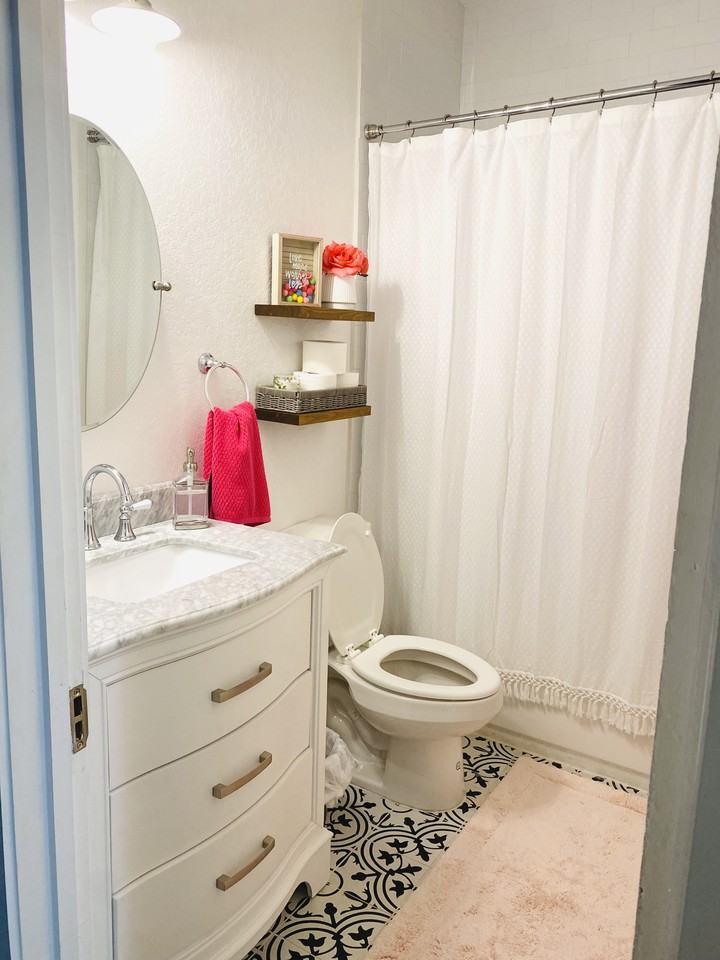 239 E Woodlawn Ave #NA - Photo 6 of 10