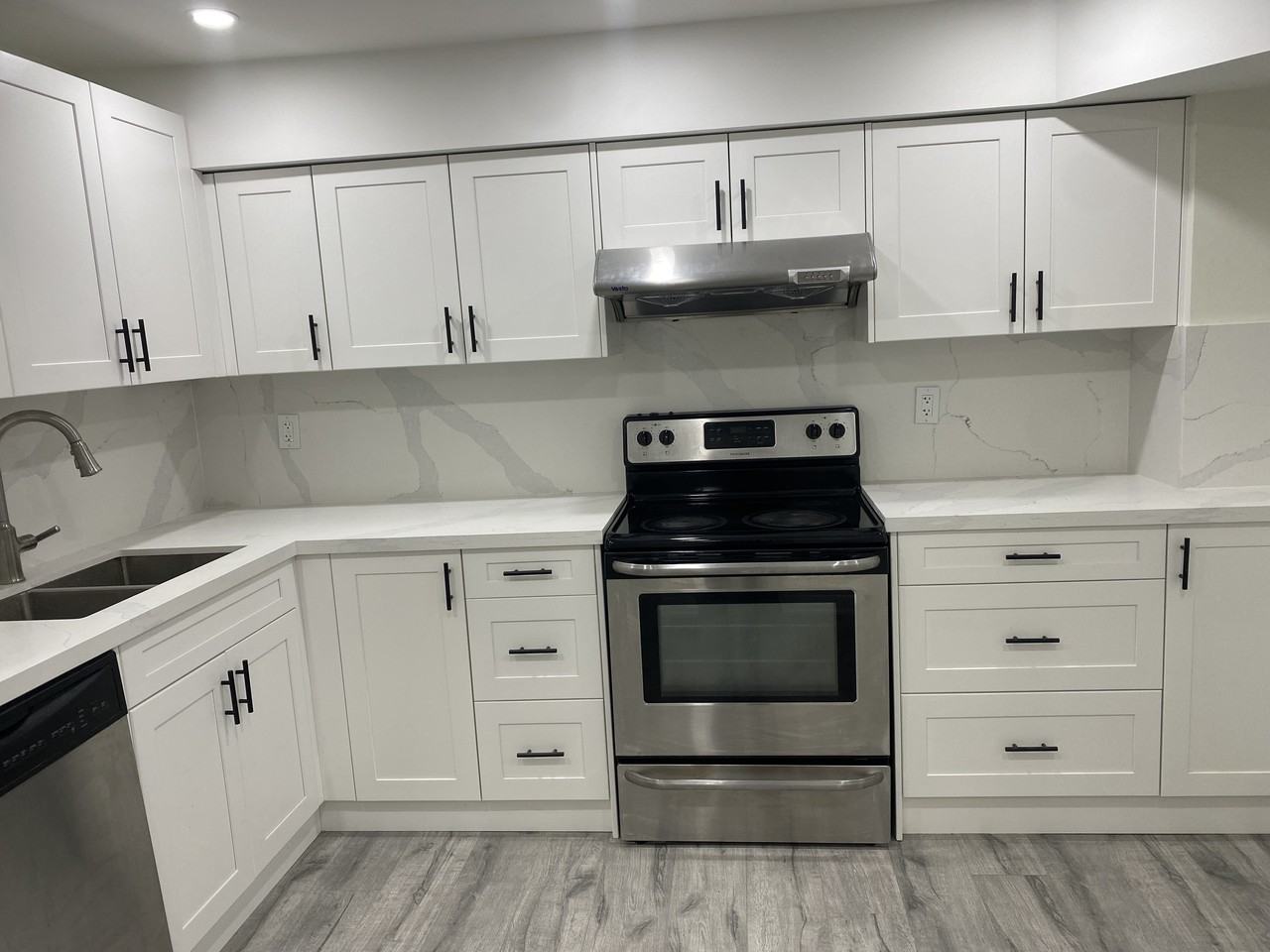 11 Mount Forest Drive - Photo 2 of 21