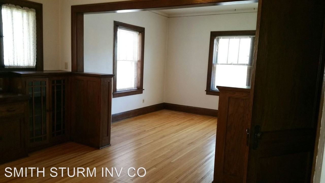 3943 or 3953 Bryant Ave S - Photo 3 of 11