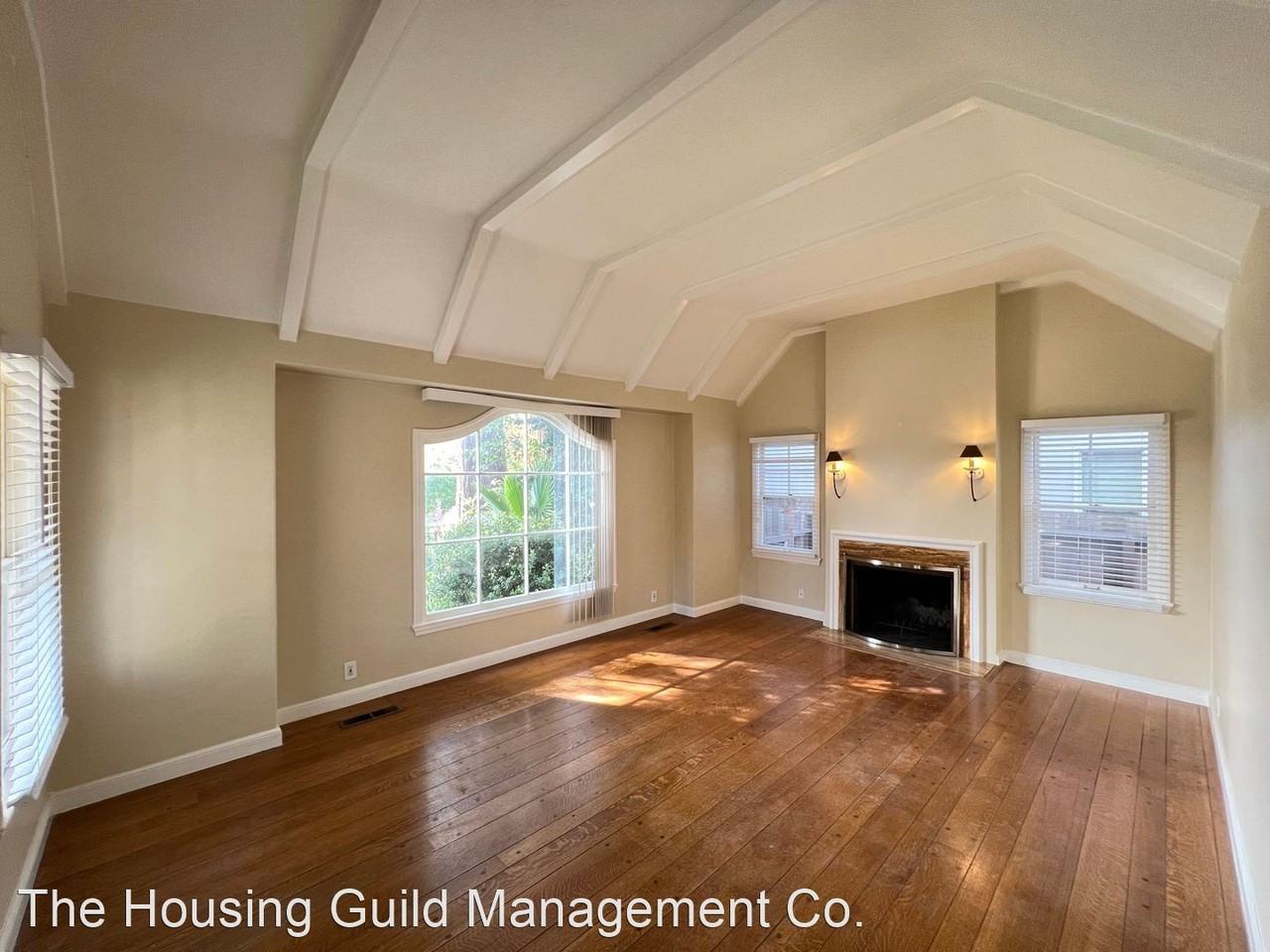 1693 Walnut St - Photo 3 of 23
