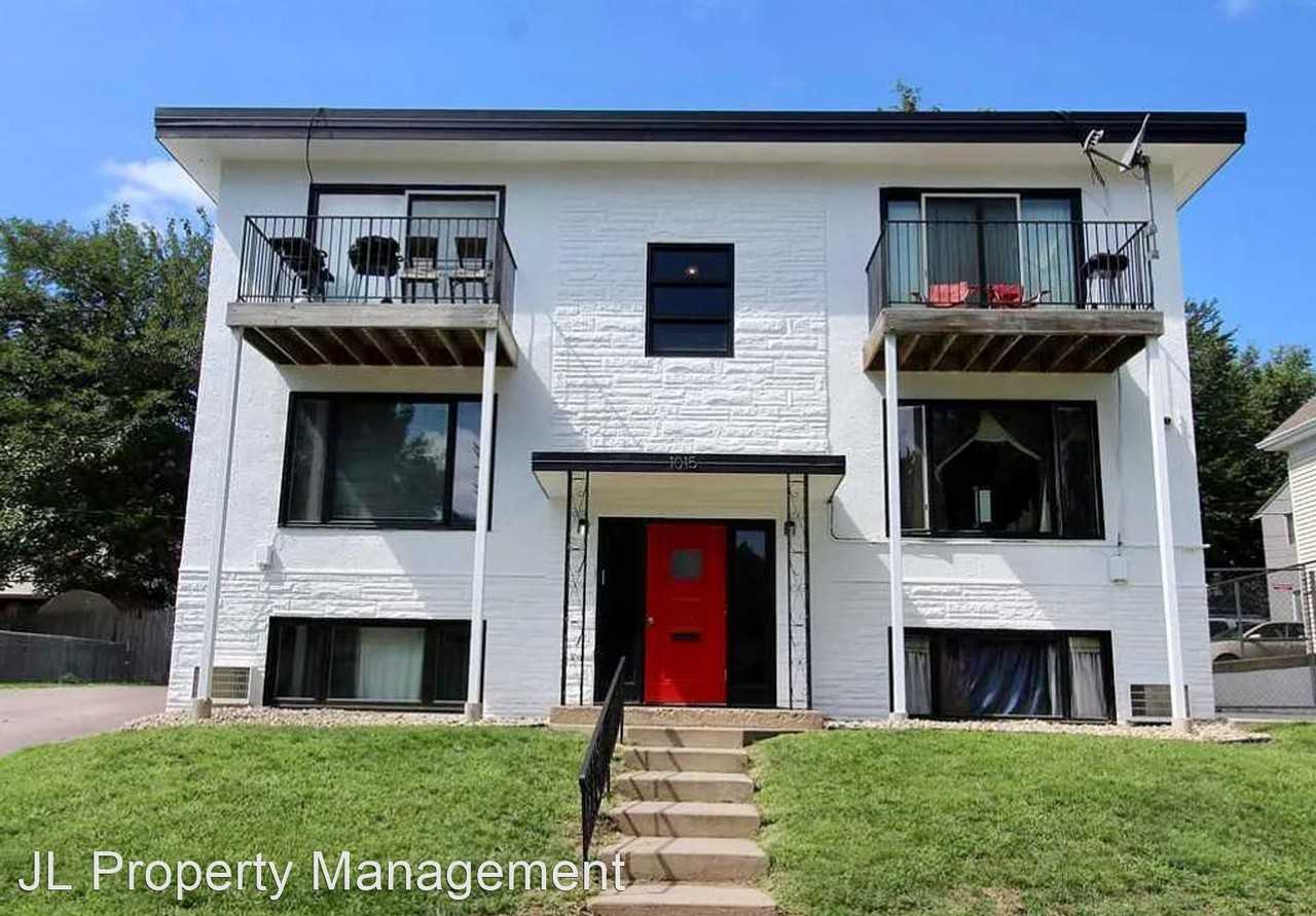 1015 S Duluth Ave - Photo 2 of 2