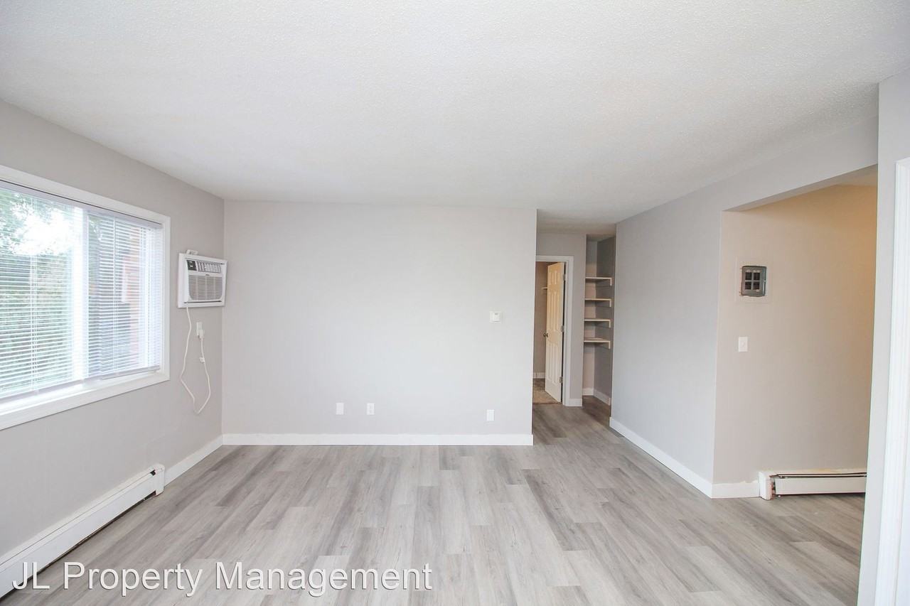 304 S Lowell Ave - Photo 2 of 35