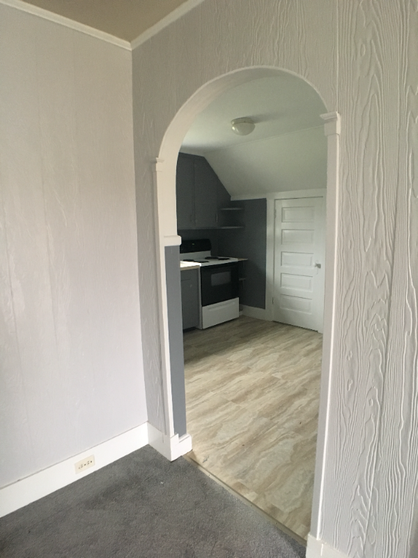 91 Eve St #2ndFL - Photo 3 of 10