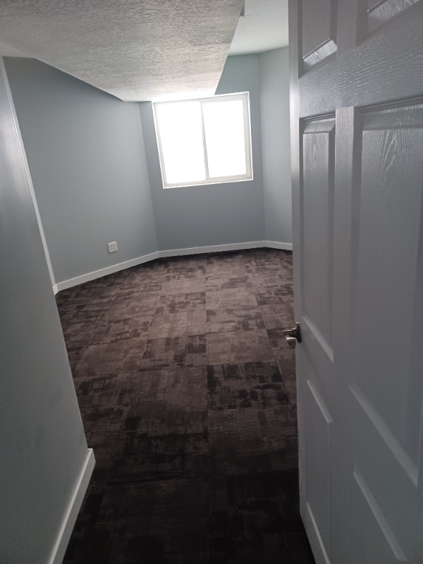 314 S 100 W - Photo 3 of 9