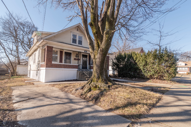 108 Mohawk Ave #1 - Photo 3 of 32