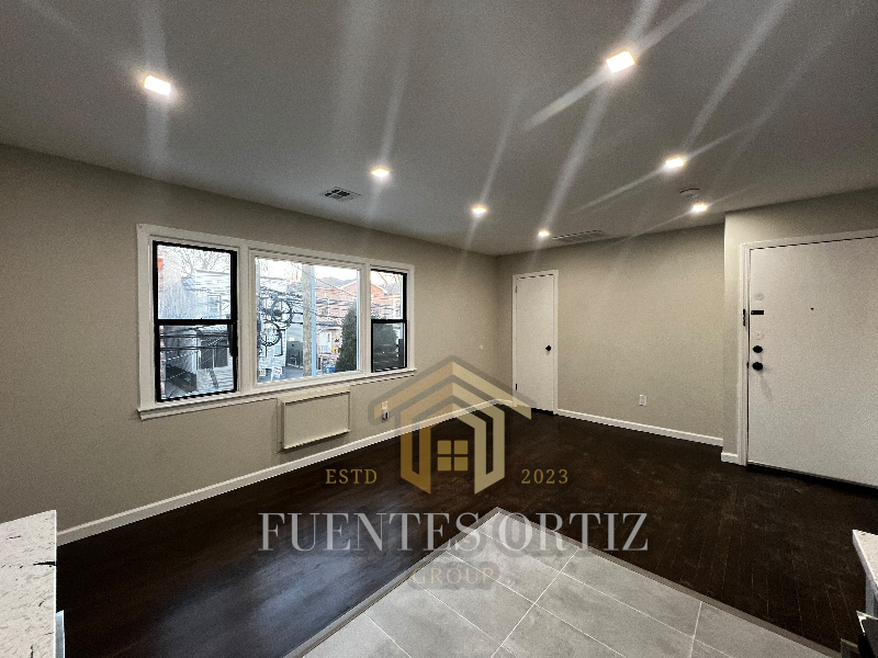 46 Bragaw Ave #2 - Photo 2 of 10