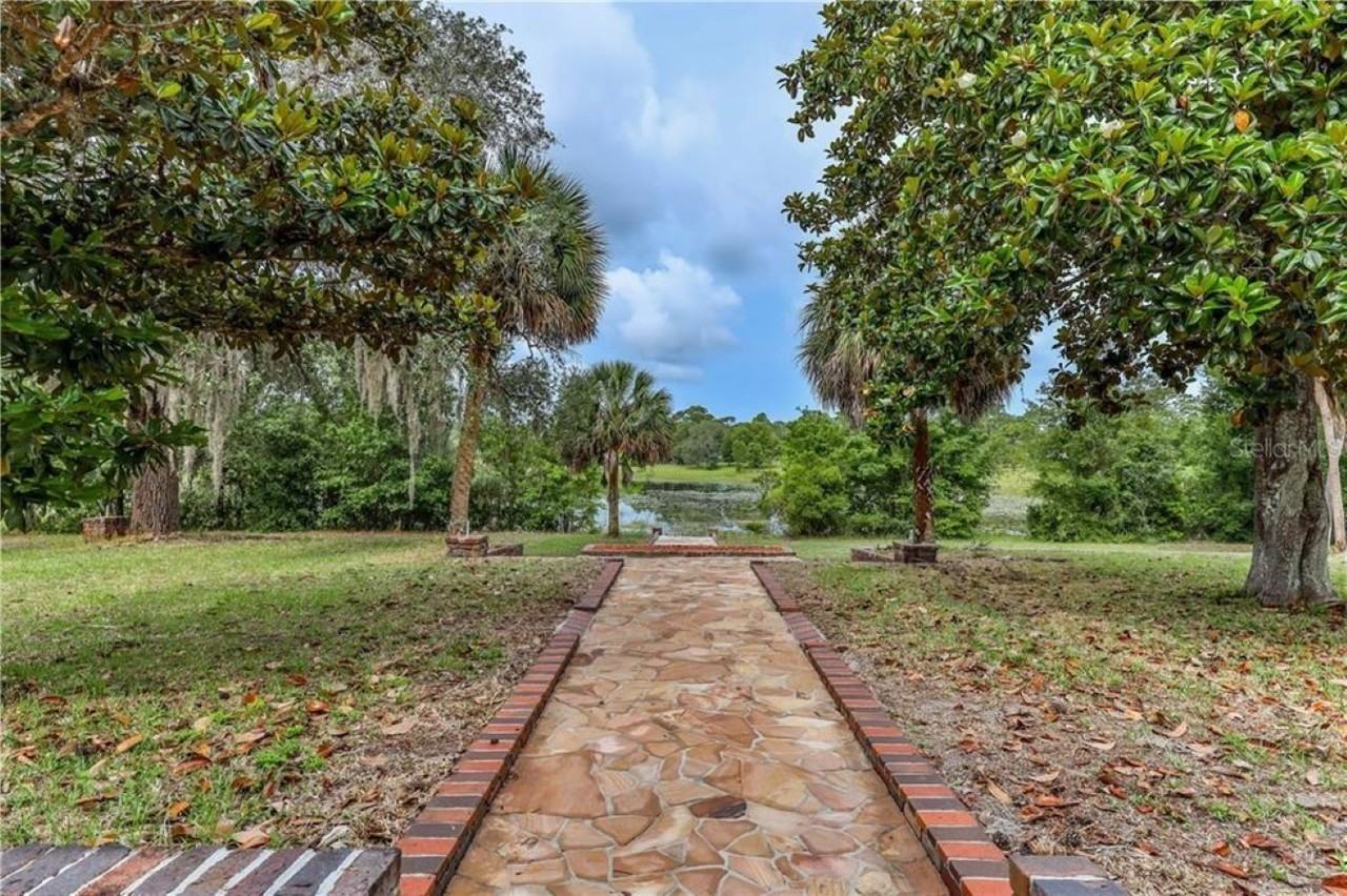 9238 Long Lake Ave #NA - Photo 2 of 6