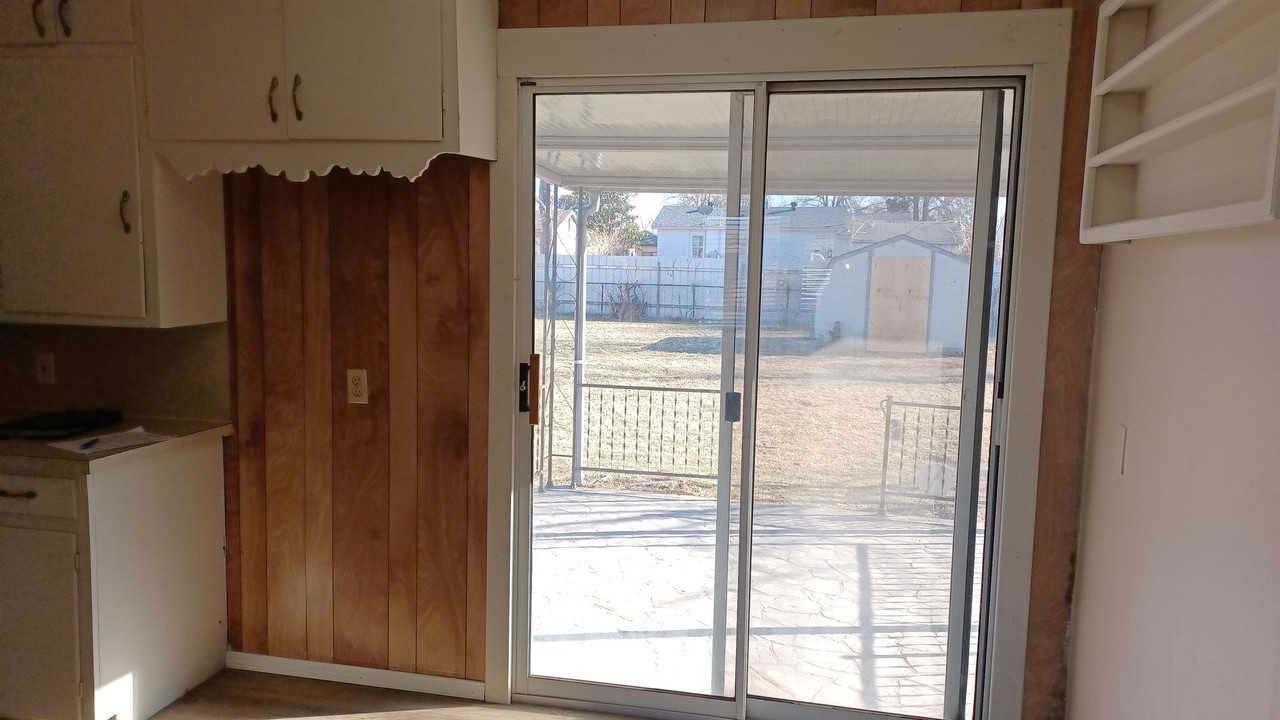 3902 Se 10th Pl #1 - Photo 3 of 6