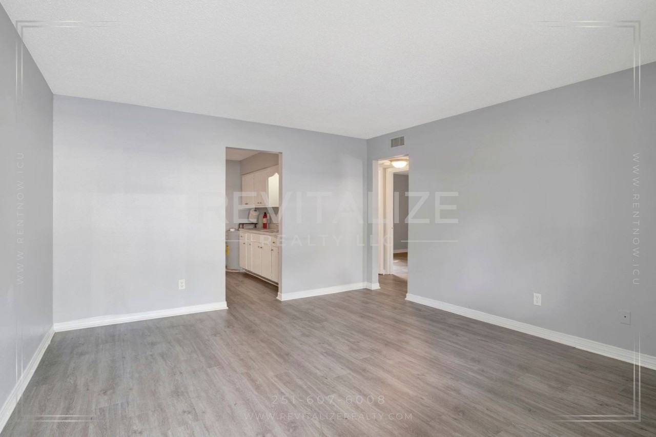 2 Bed 1 Bath Apartments Close to I 3171 Pleasant Valley Rd, Mobile