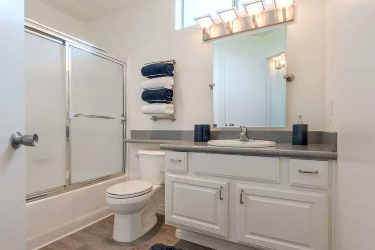 51 AT THE VILLAGE, LP - Photo 6 of 16