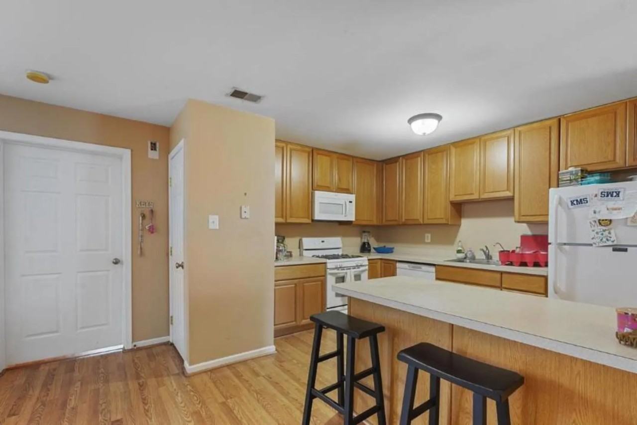 304 Riverbirch Cir - Photo 2 of 13