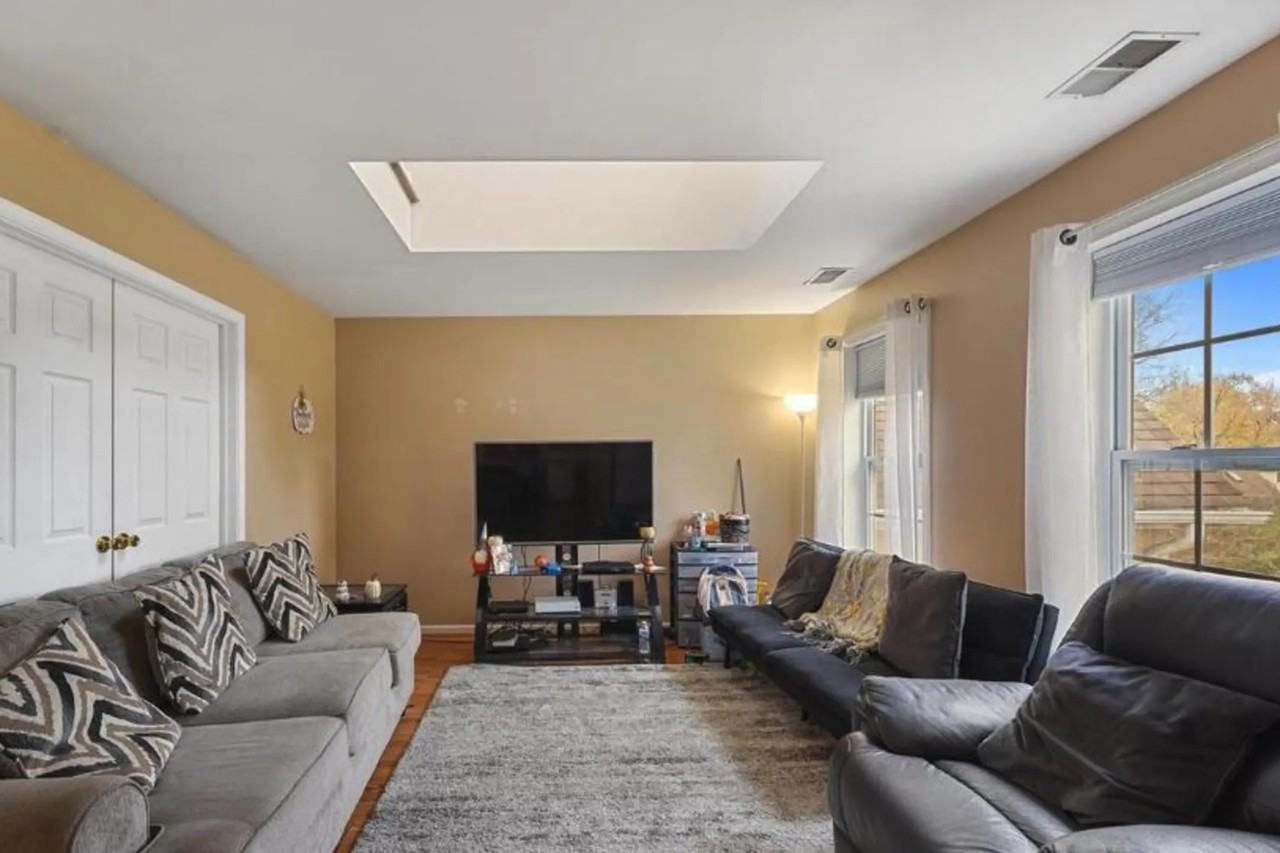 304 Riverbirch Cir - Photo 3 of 13