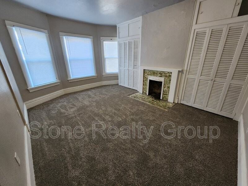 710 S 8th St - Photo 7 of 15