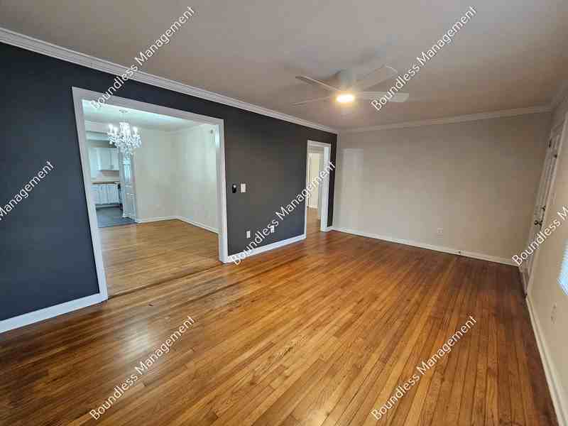1758 Taylor Ave - Photo 3 of 18