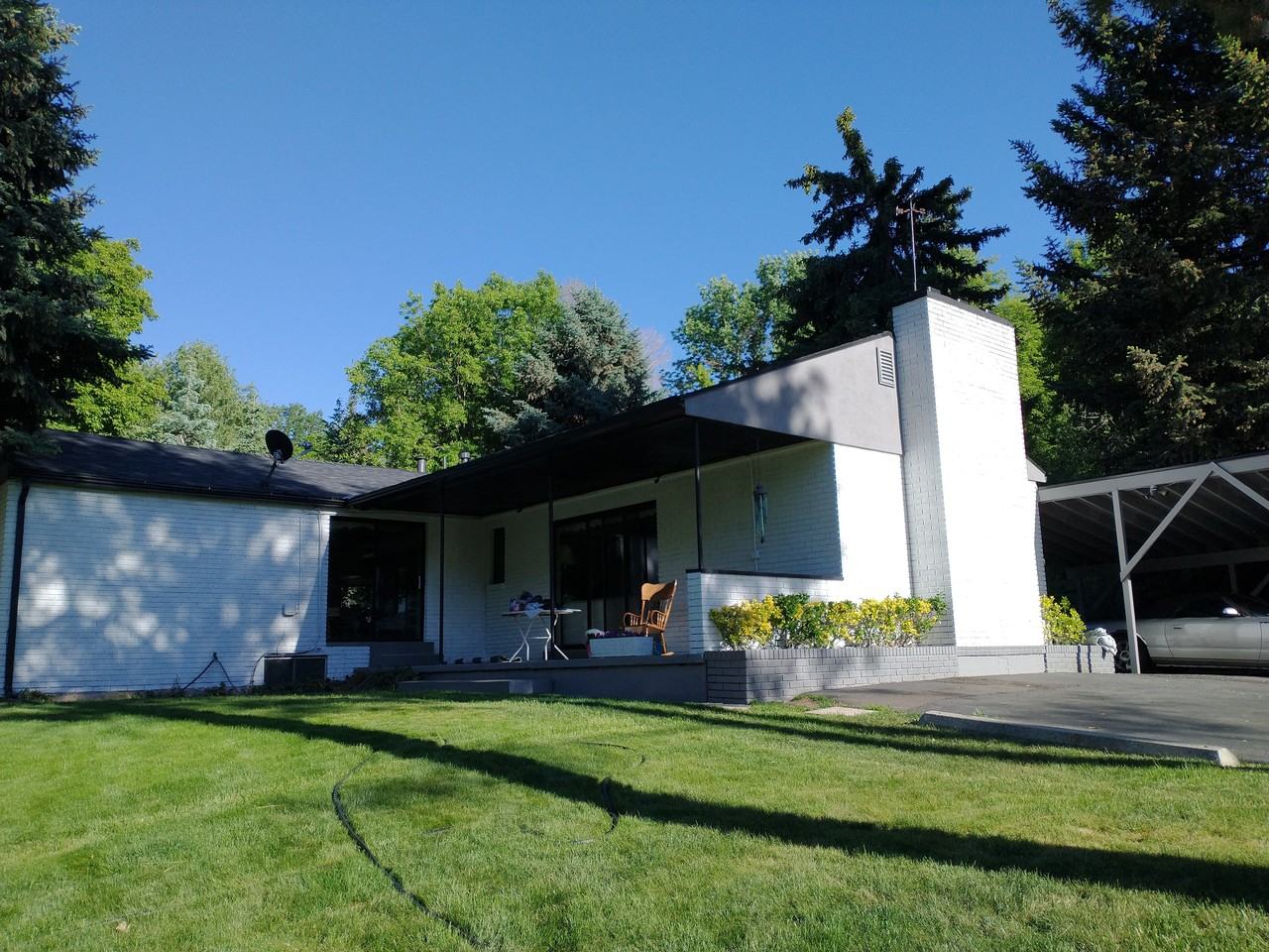 3485 South 2700 East - Photo 2 of 18