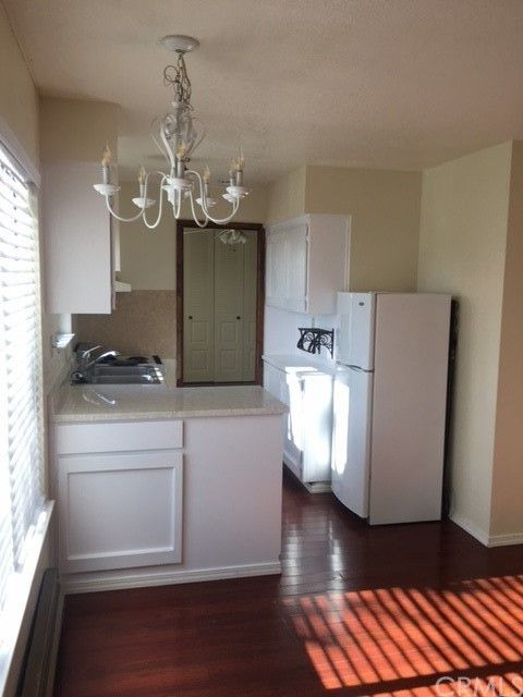 18818 W Ridge View Dr #B - Photo 7 of 9