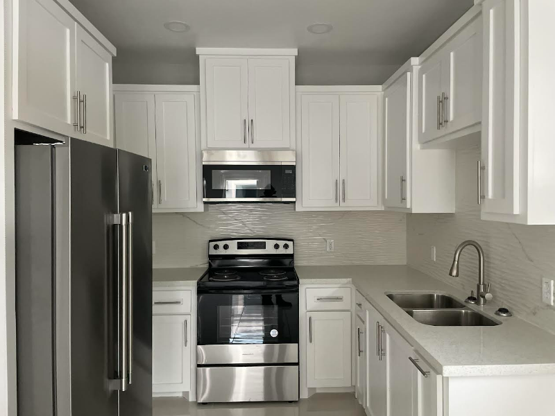 2507 N Vineyard Ave #1 - Photo 2 of 10