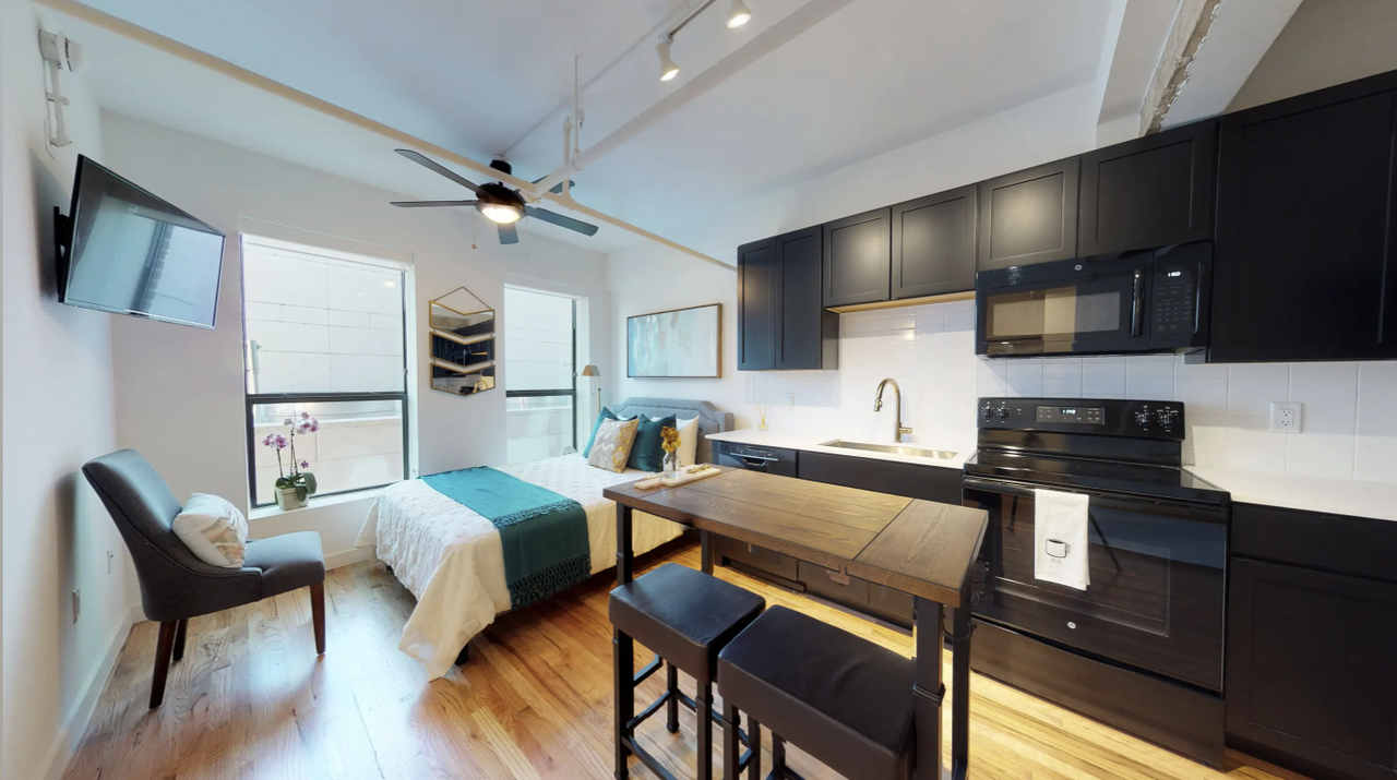 The Argyle - Photo 4 of 42