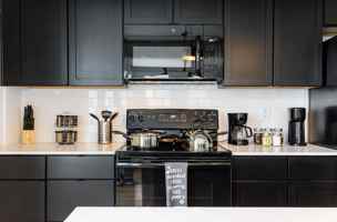 featured image of 3721 N Hall St