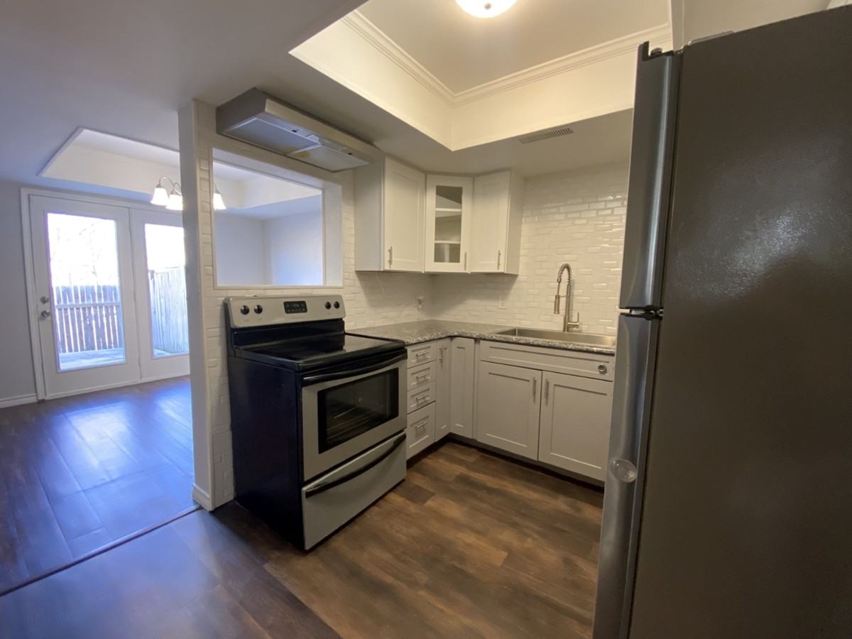 9107 S 69th East Pl #1 - Photo 7 of 18