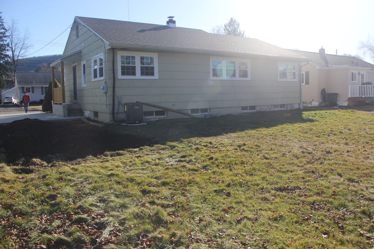 209 Oneida Pl #NA - Photo 4 of 23