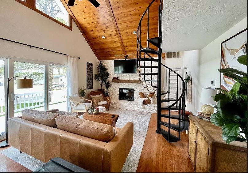 229 Bayview Dr #NA - Photo 2 of 19