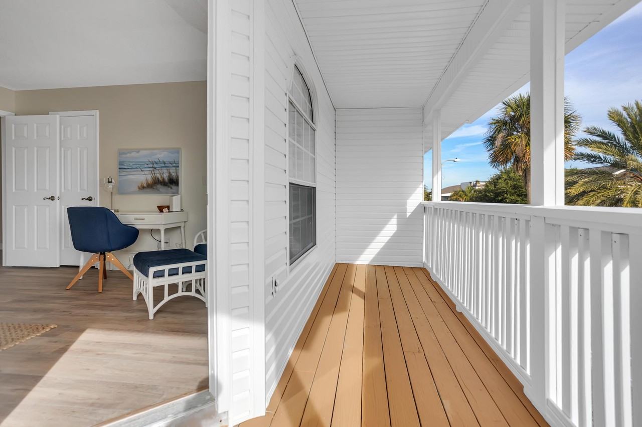 2104 1st St #NA - Photo 3 of 23