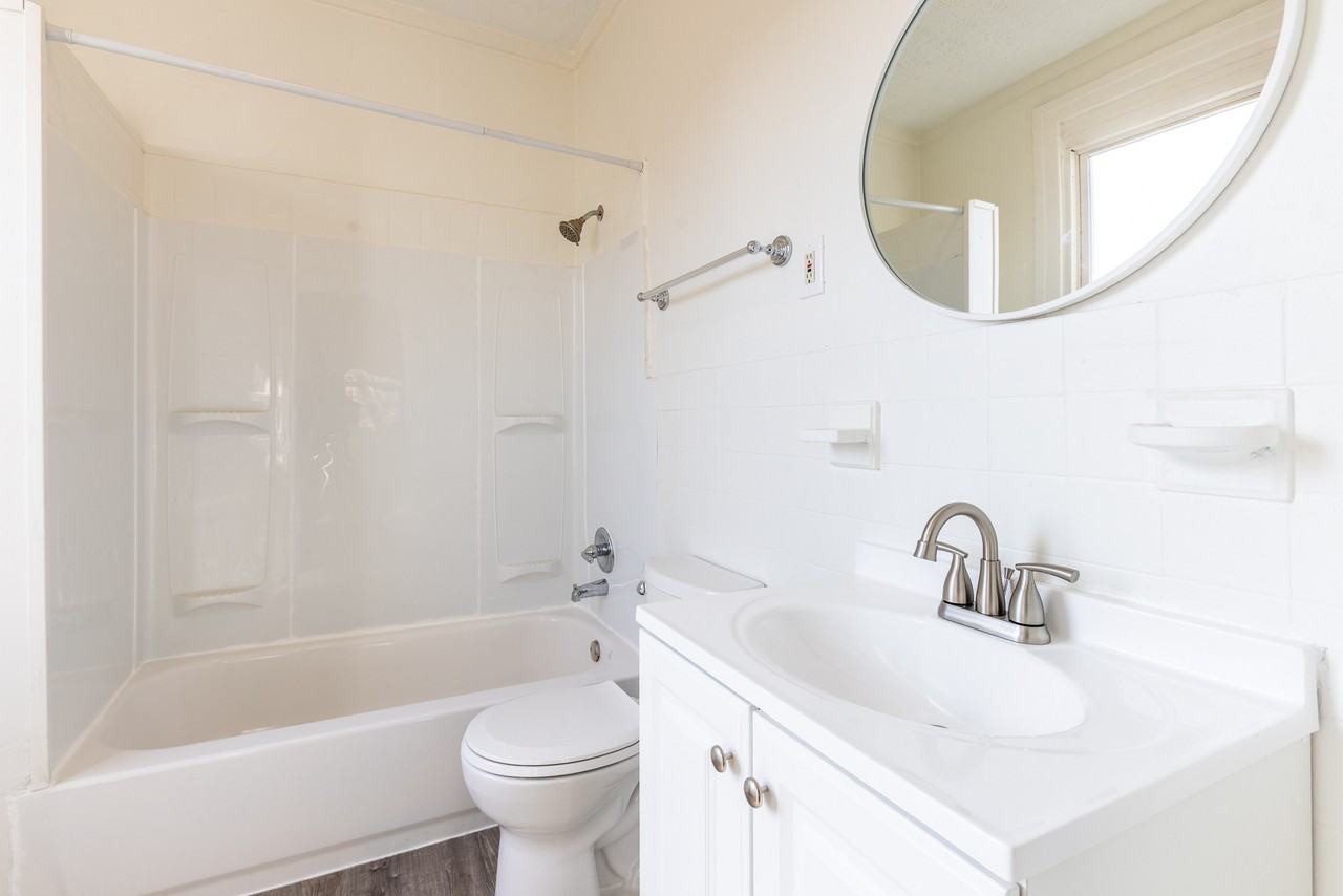 608 Taylor Ave - Photo 3 of 10