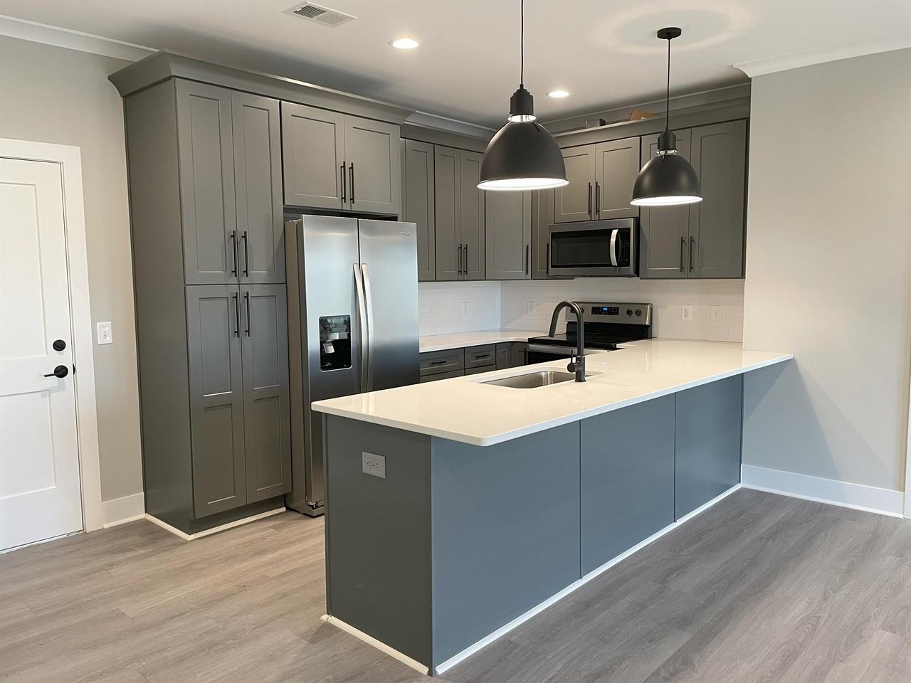 106 Morning Glory Court - 207 #207 - Photo 3 of 10