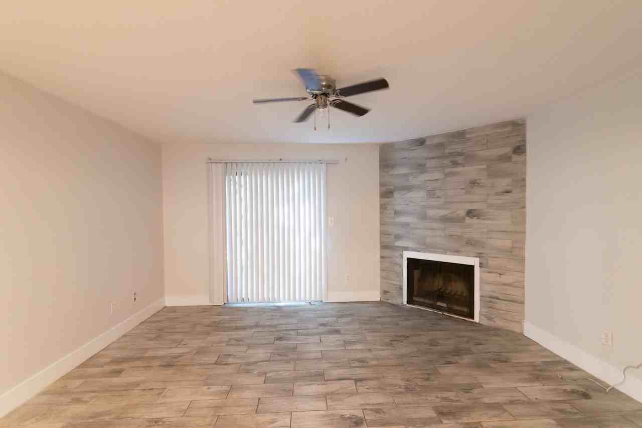 2384 Canopy Villa Ct Apt B #2384B - Photo 3 of 19