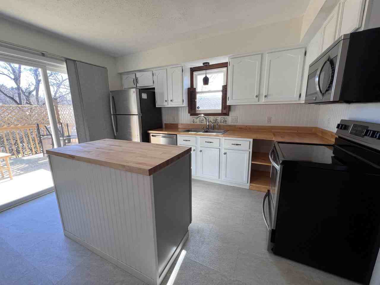 116 Ridgeley Rd #1 - Photo 4 of 34