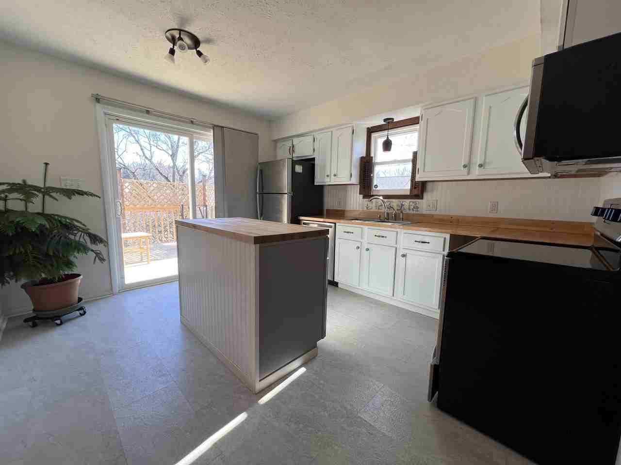 116 Ridgeley Rd #1 - Photo 5 of 34