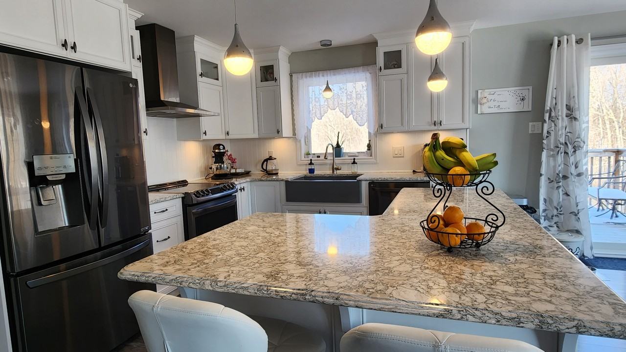 1440 Matheson Drive - Photo 2 of 9