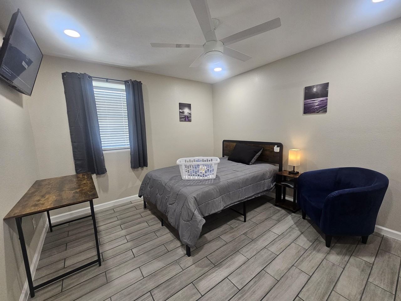 Welton Ln - Photo 5 of 9