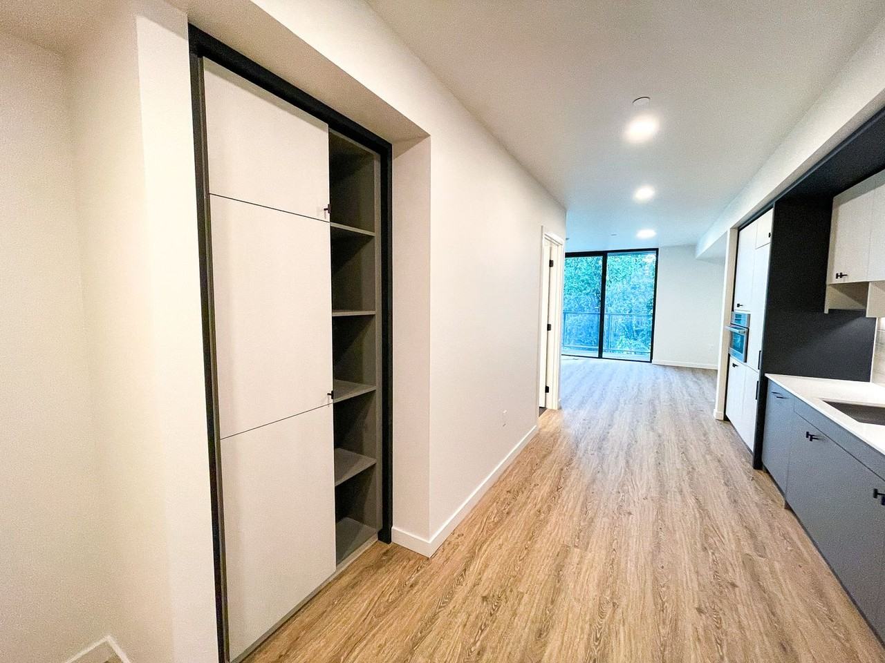 Parque Kirkland Apartments - Photo 7 of 50