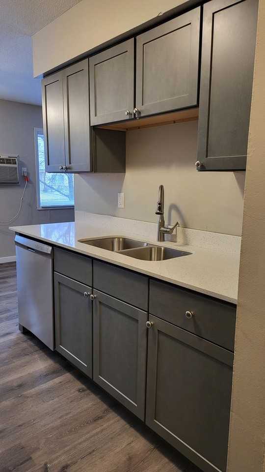 3300/10/20/30  Douglas Dr. N. - Photo 3 of 18
