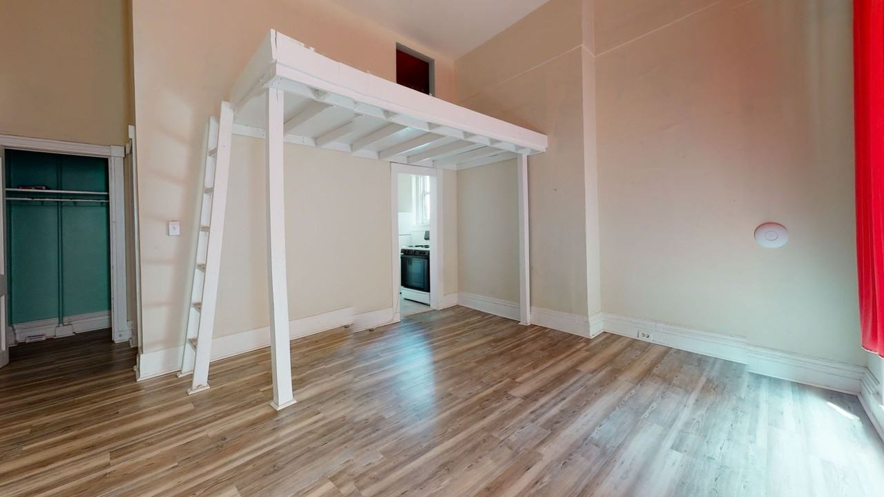 24 East Madison Street - 4162 - Photo 4 of 6