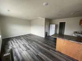 featured image of 400 W 1st St