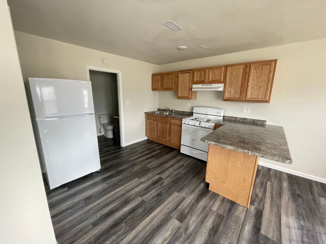 Fowler Apartments (Switzer Building 1) - Photo 2 of 7