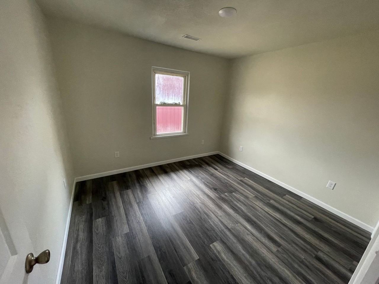 Fowler Apartments (Switzer Building 1) - Photo 5 of 7