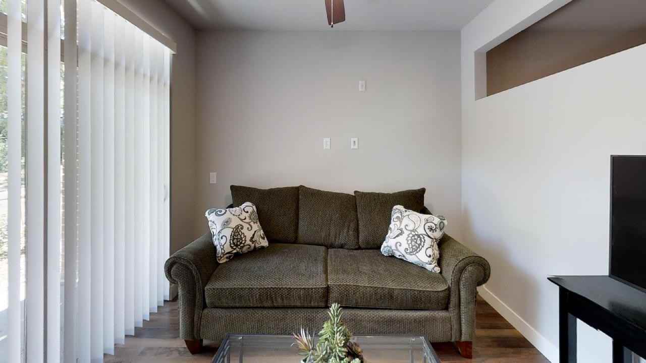 Jefferson Crossing - Photo 6 of 41