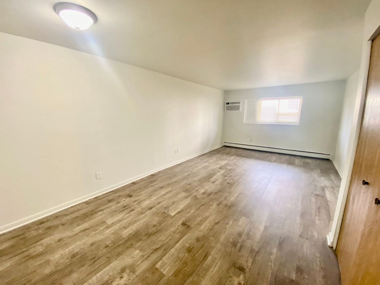 510 N. Congress St - Photo 3 of 13