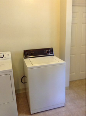 1449 Hobart St #1449 - Photo 6 of 9