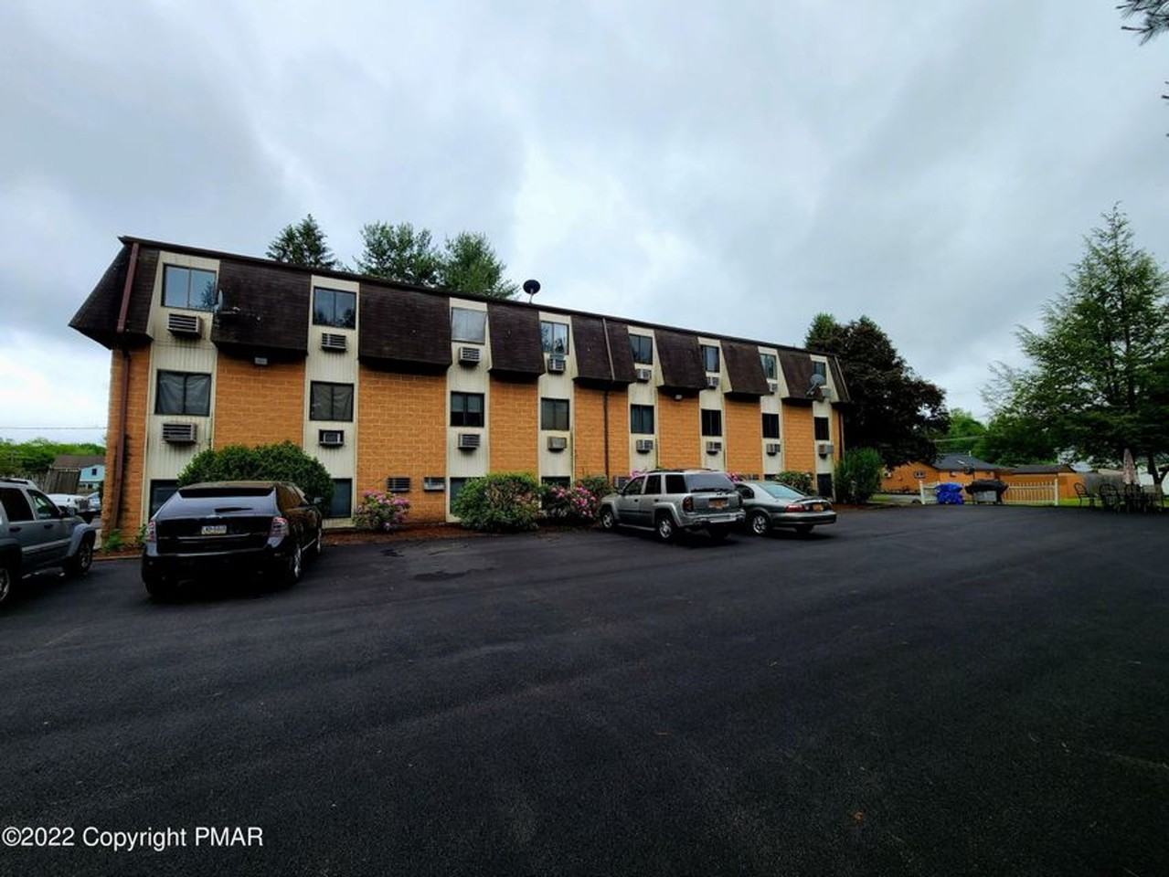 415 King Street - Photo 5 of 7