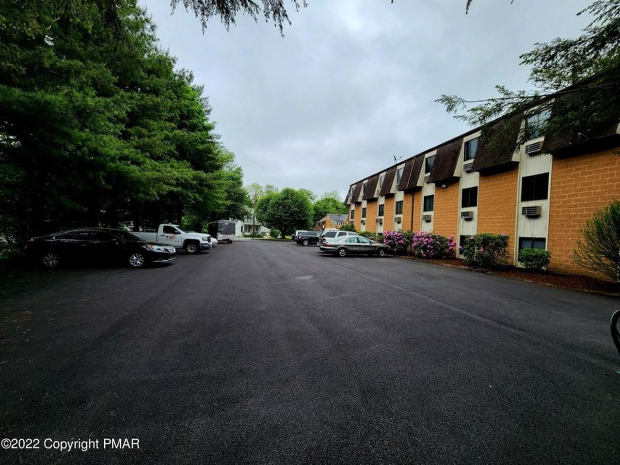 415 King Street - Photo 6 of 7