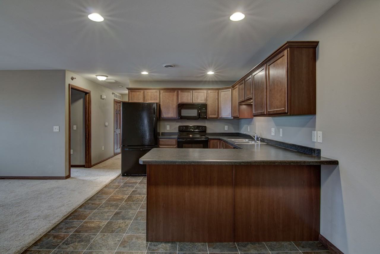 Wissota Bldg 03 - Photo 4 of 27