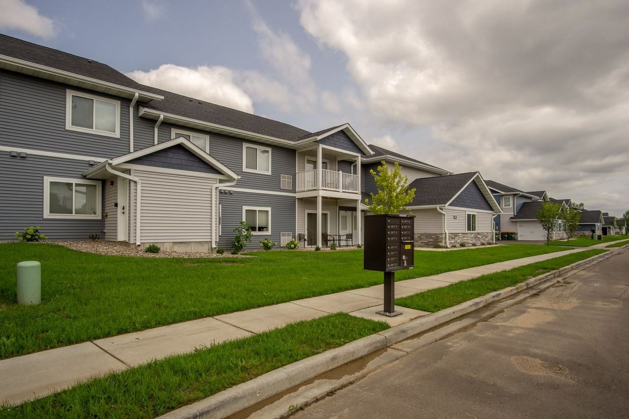 Peregrine Bldg. 01 - Photo 2 of 50