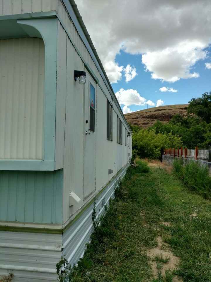 595 SW Birch Pl - Photo 2 of 10